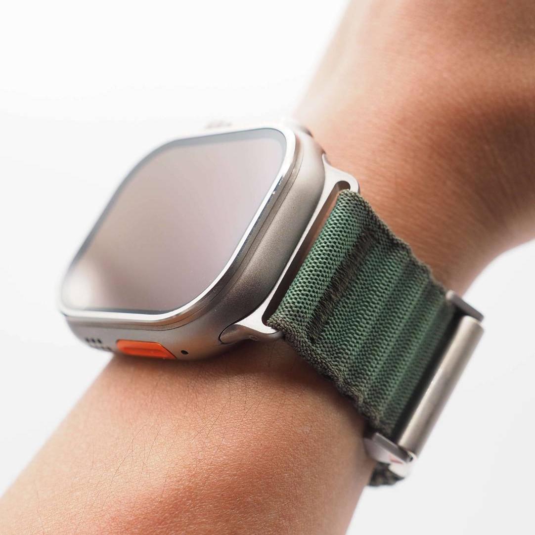 Apple Watch Woven Nylon Band – Premium Off-Road Design