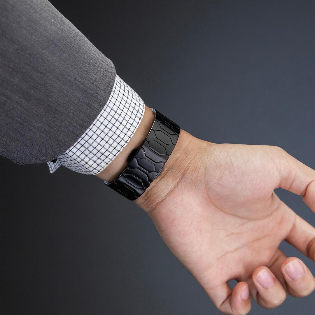 Elegant Stainless Steel Band for Apple Watch – Discreet Luxury Style