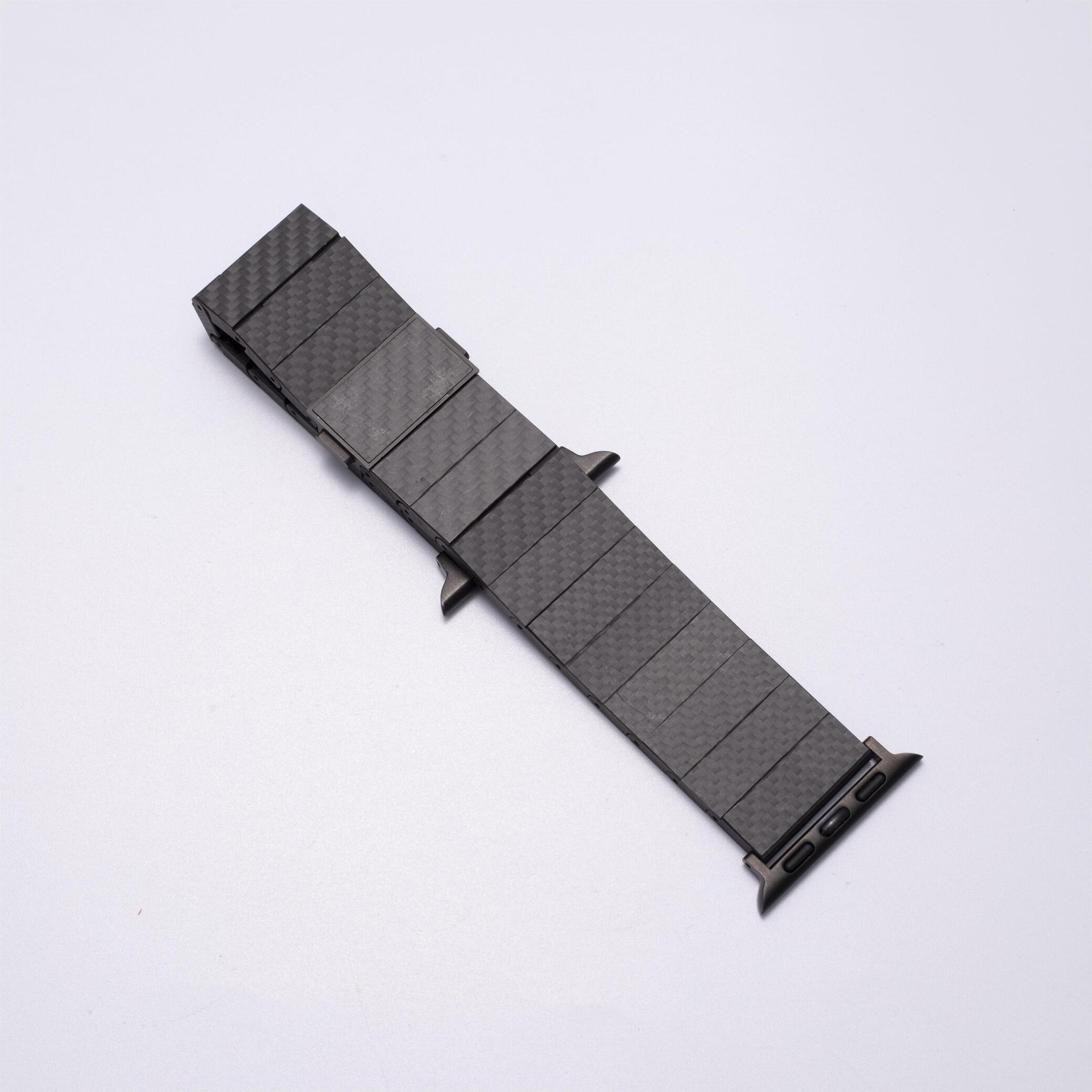 Premium Carbon Fiber Apple Watch Strap for Men – Sporty and Refined Style