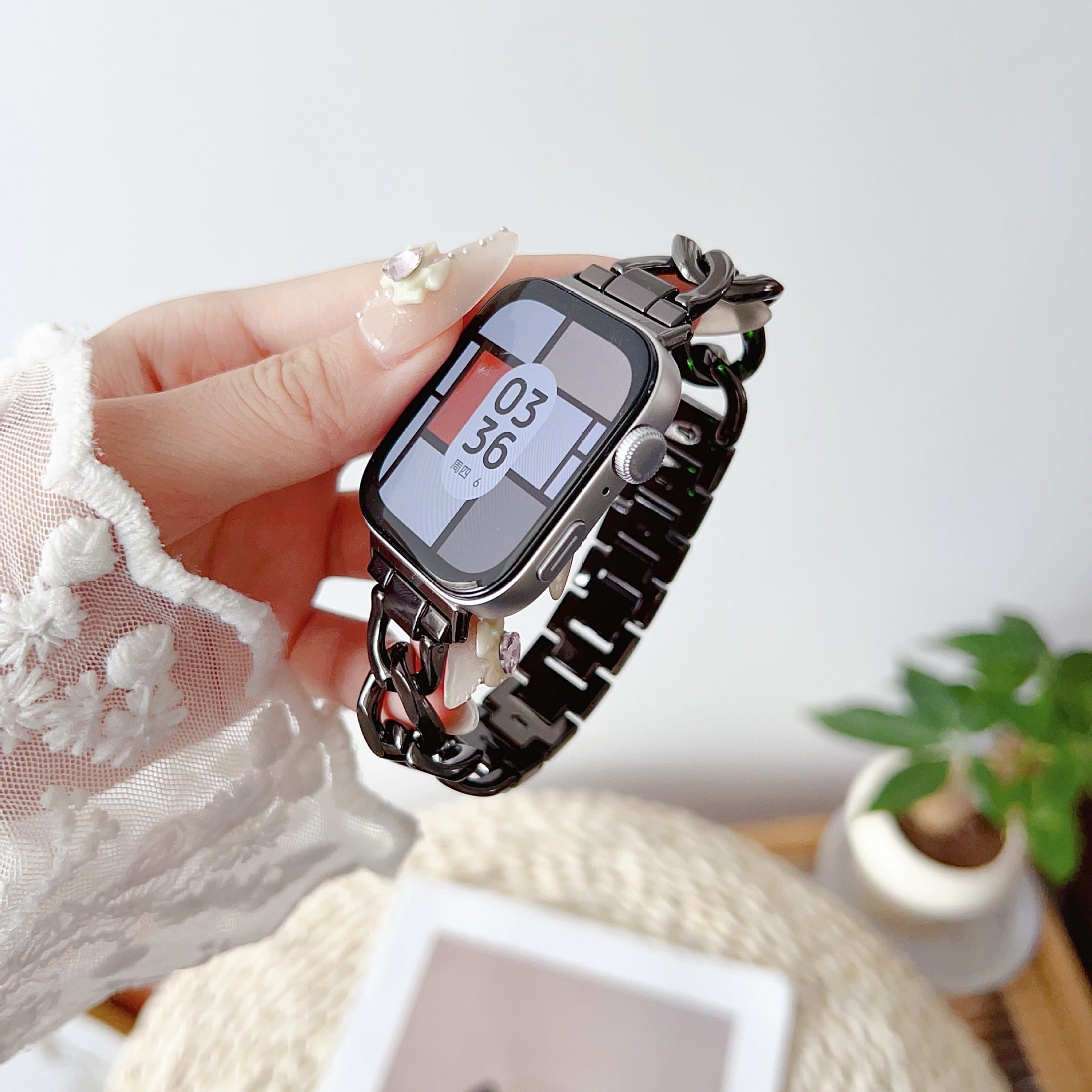 Women’s Luxury Apple Watch Bracelet – Elegant Stainless Steel Link Design