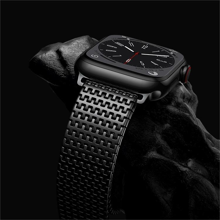 Apple Watch Steel Band – Minimalist Luxury with Magnetic Fit