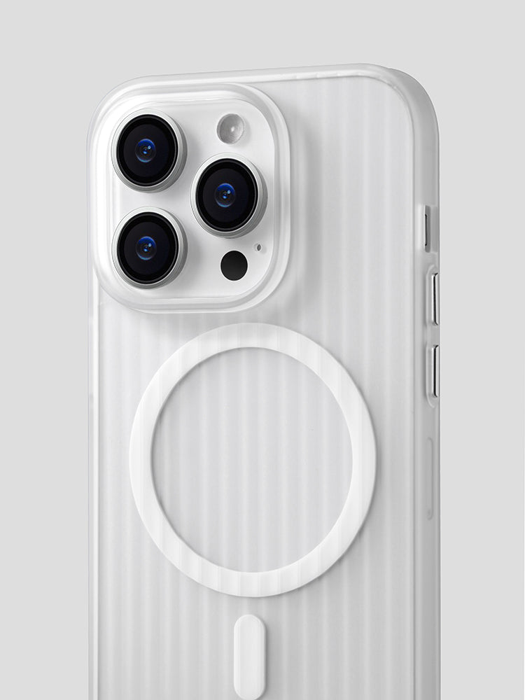 Premium Striped iPhone Case – Lightweight, MagSafe Compatible