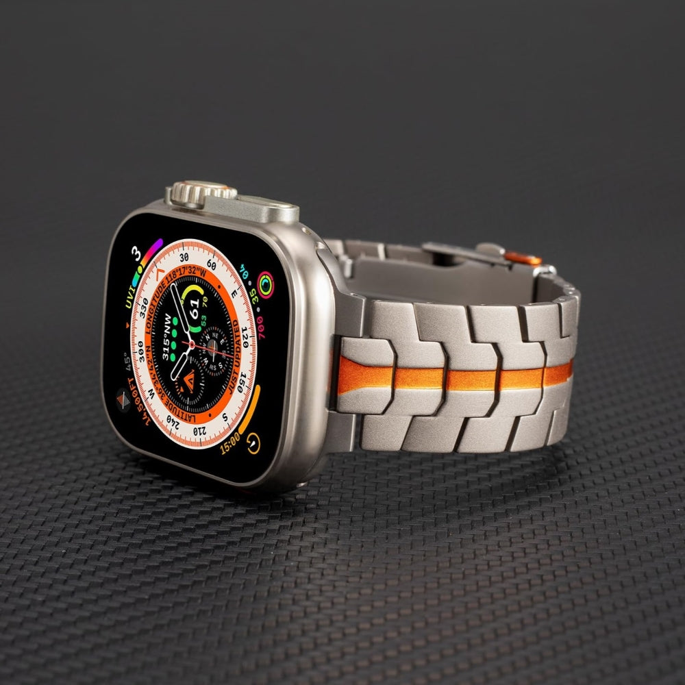 Men’s Apple Watch Titanium Band – Durable Build with Refined Finish