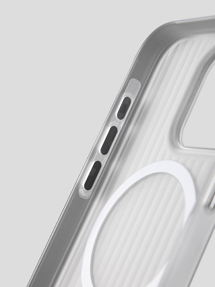 Premium Striped iPhone Case – Lightweight, MagSafe Compatible