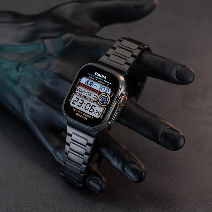 Apple Watch Titanium Band – Old Money Edition