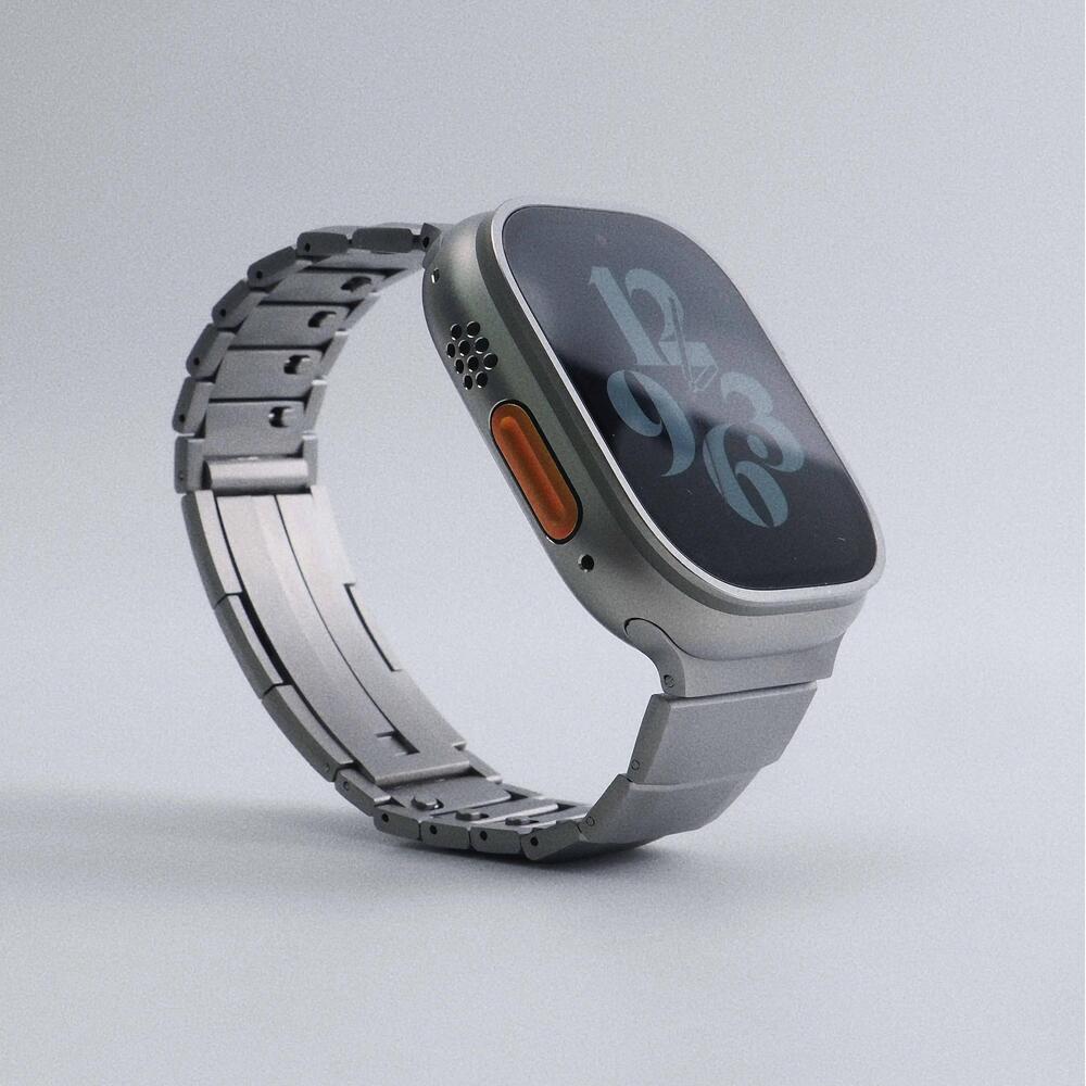 Premium Link Bracelet for Apple Watch – Refined Stainless Steel Style